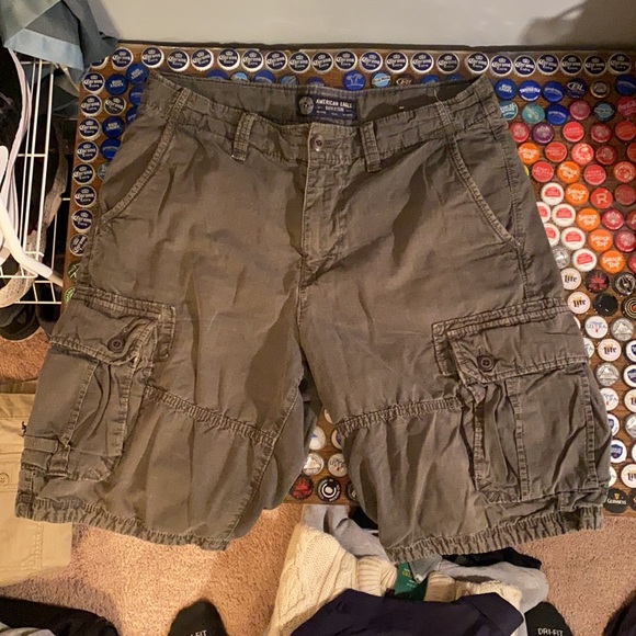American Eagle Olive Green Cargo shorts - Picture 5 of 8